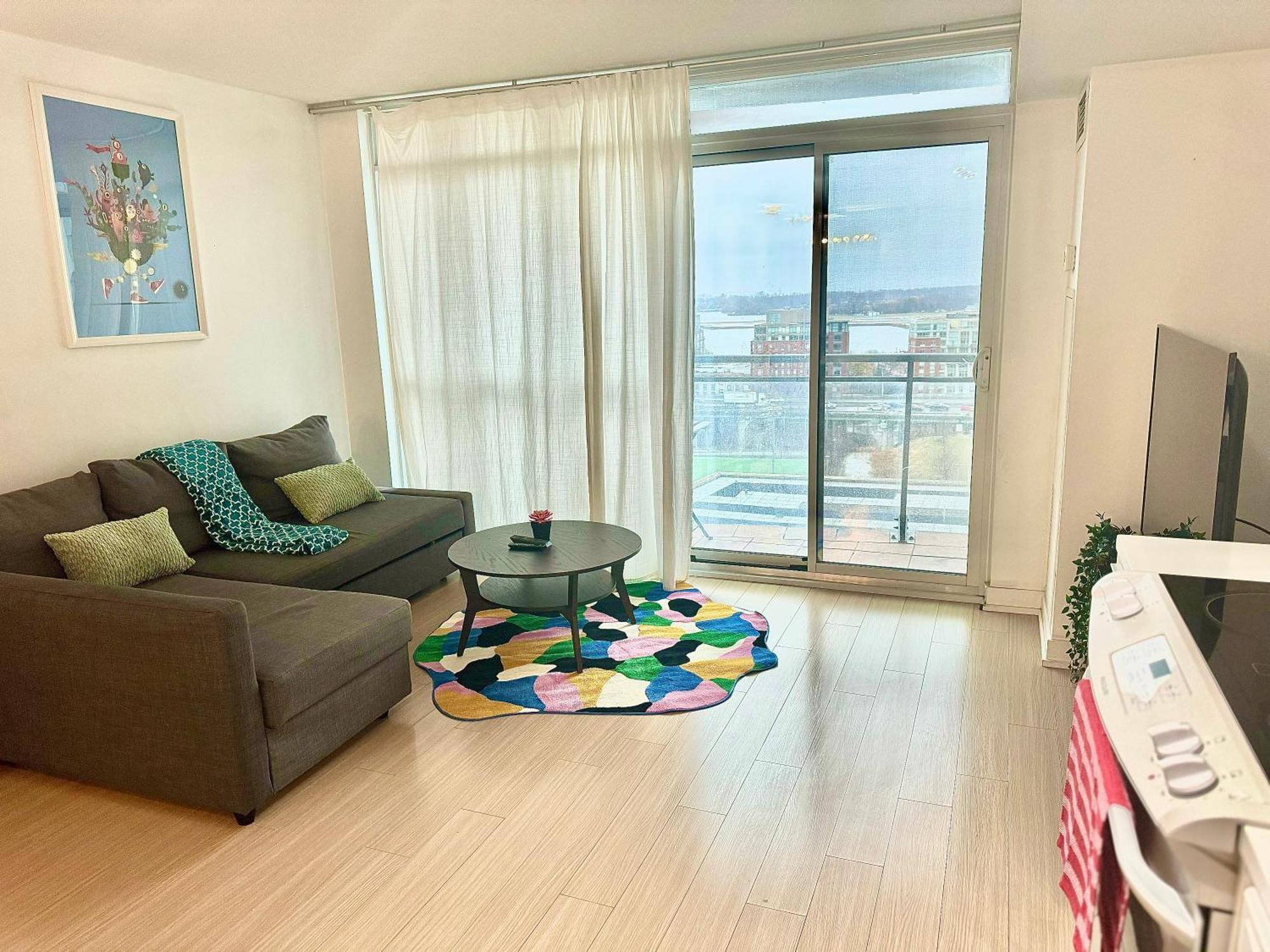 Lush Condo By Cntower - Free Parking Торонто Экстерьер фото